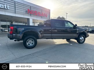 Used 2017 Ford F350 King Ranch w/ King Ranch Ultimate Package video 3