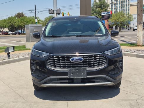 Used 2025 Ford Escape SE FWD image 11