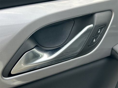 Used 2025 Chevrolet Blazer LT image 19