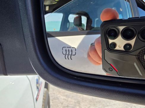 Used 2024 RAM 2500 Big Horn image 27