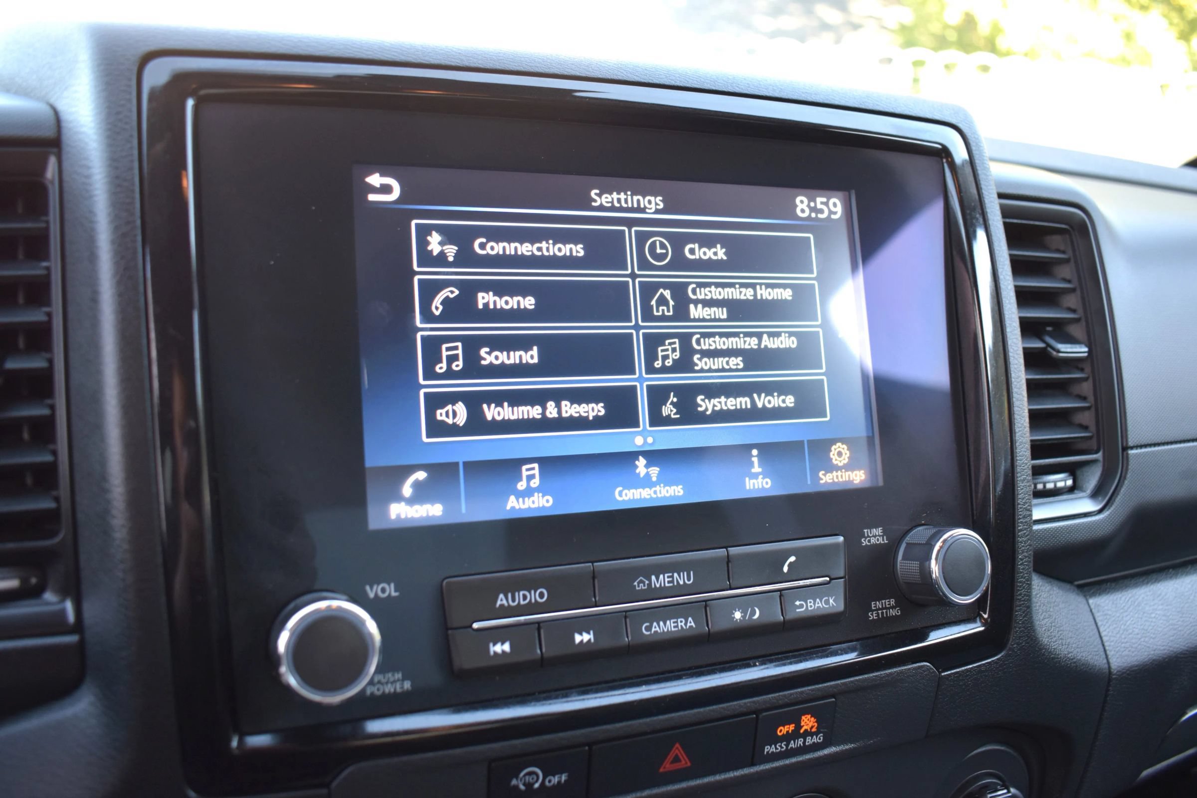 Used 2024 Nissan Frontier S w/ Technology Package RWD image 24