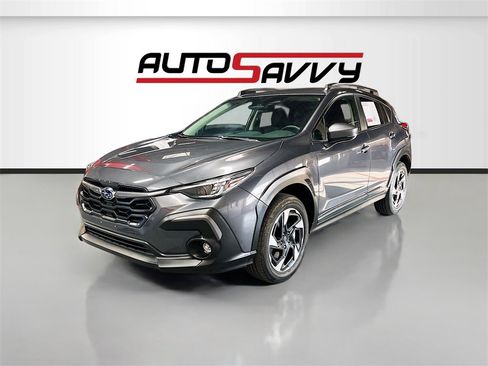 Used 2024 Subaru Crosstrek 2.5i Limited image 3