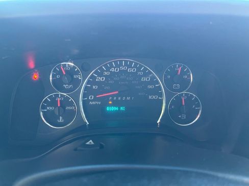 Used 2021 GMC Savana 3500 Extended image 25