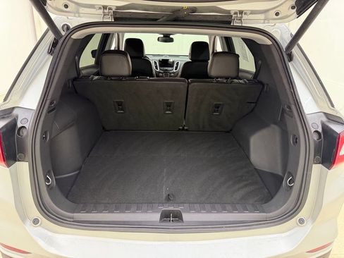 Used 2021 Chevrolet Equinox Premier AWD/4WD image 5