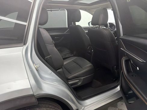 Used 2024 MAZDA CX-90 3.3 Turbo w/ Premium Package AWD/4WD image 16