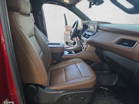 Used 2024 Chevrolet Tahoe High Country w/ Advanced Technology Package AWD/4WD image 20