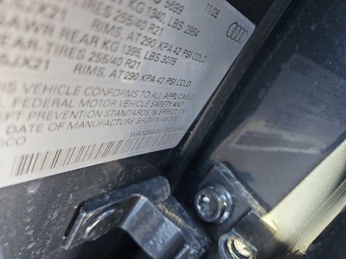 New 2025 Audi SQ5 Premium Plus image 23