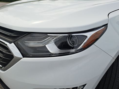 Used 2021 Chevrolet Equinox LT FWD image 31