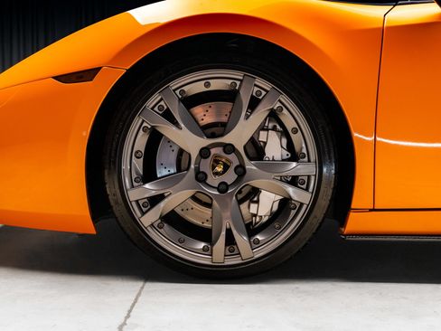 Used 2006 Lamborghini Gallardo AWD/4WD image 24