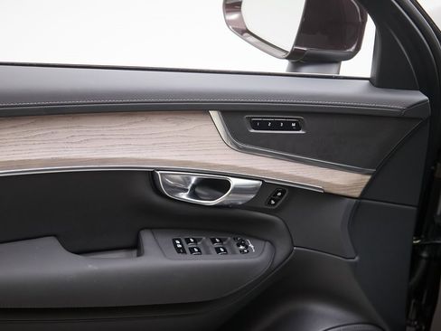 Used 2025 Volvo XC90 B6 Core w/ Protection Package image 11