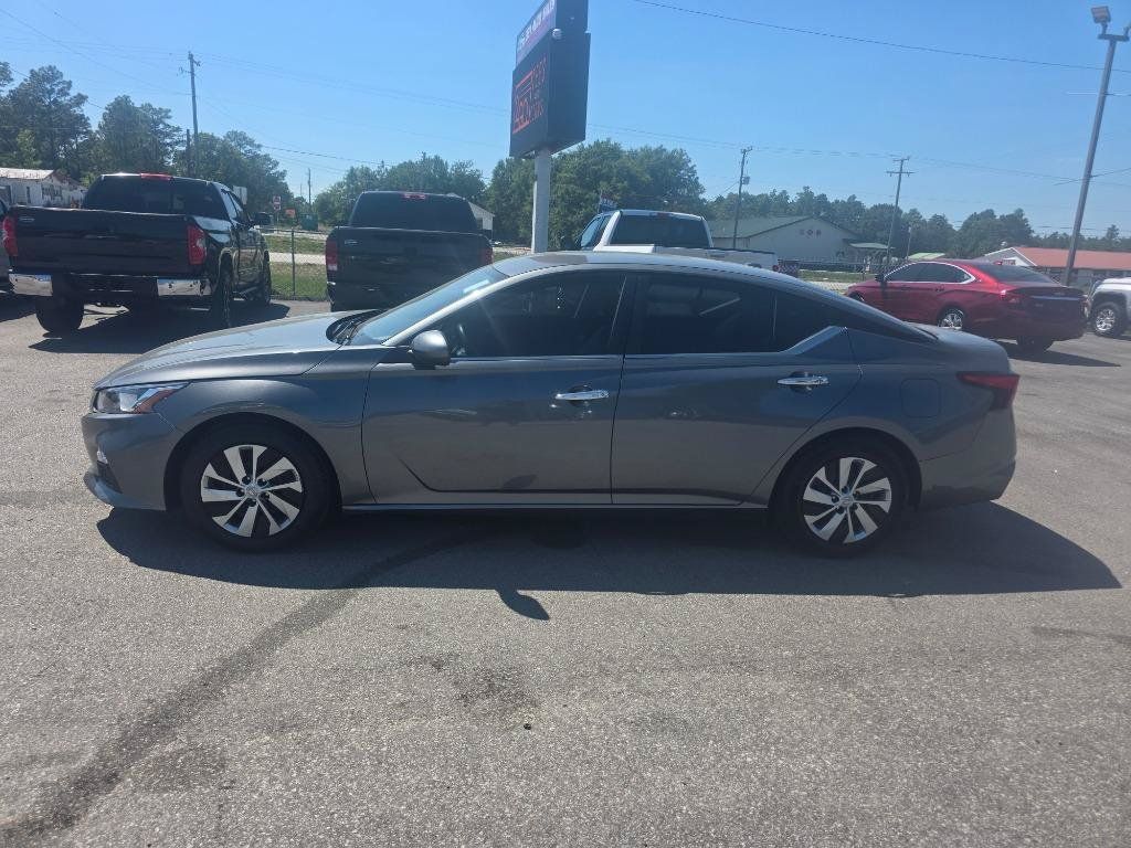 Used 2019 Nissan Altima 2.5 S FWD image 2