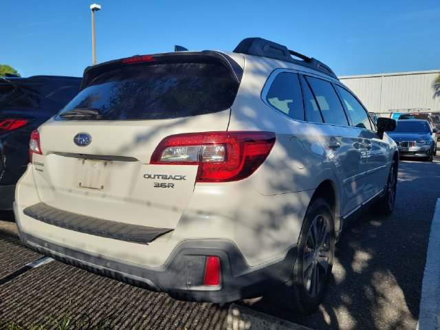 Used 2019 Subaru Outback 3.6R Limited AWD/4WD image 5