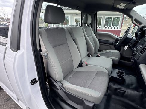 Used 2016 Ford F150 XL w/ Equipment Group 101A Mid image 29