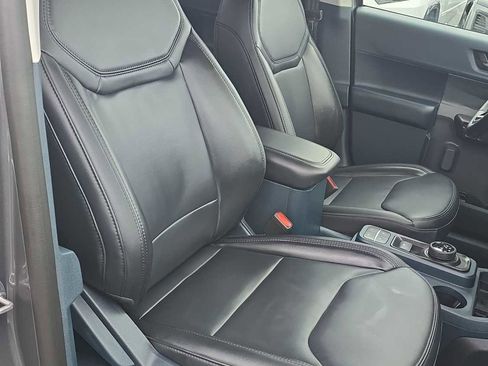 Used 2024 Ford Maverick Lariat w/ Black Appearance Package image 27