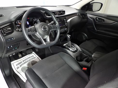 Used 2022 Nissan Rogue Sport S FWD image 10