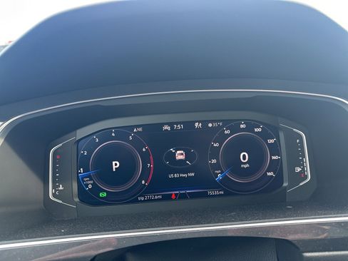 Used 2021 Volkswagen Tiguan SEL w/ 2-Row Tiguan MDO Package image 6