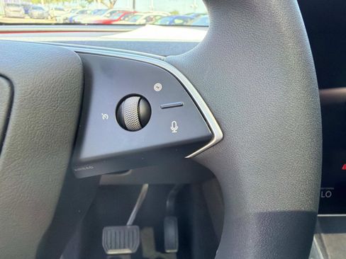 Used 2026 Tesla Model Y AWD image 26