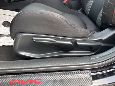 Used 2018 Honda Civic Si image 17