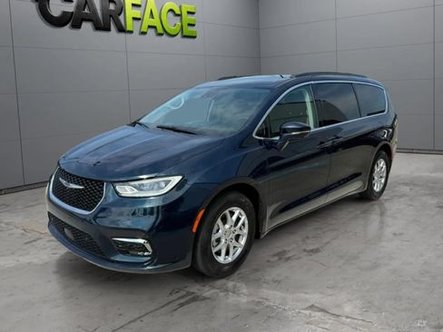 Used 2022 Chrysler Pacifica Touring-L w/ Uconnect Theater Family Group FWD image 35