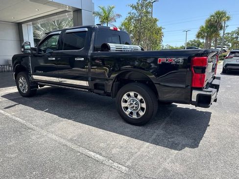 Used 2023 Ford F250 Lariat w/ Lariat Ultimate Package AWD/4WD image 4