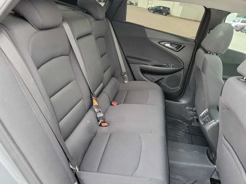Used 2025 Chevrolet Malibu LT FWD image 17