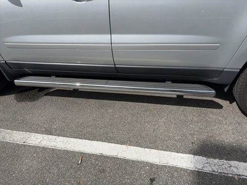 Used 2015 Chevrolet Traverse LT w/ LPO, 'HIT The Road' Package image 21