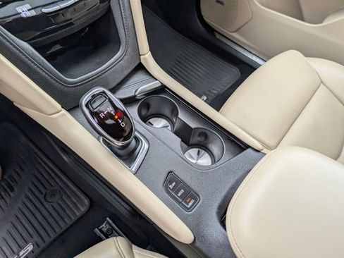 Used 2019 Cadillac XT5 Premium Luxury image 16