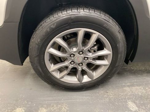 Used 2022 GMC Terrain SLT w/ Infotainment Package II image 31