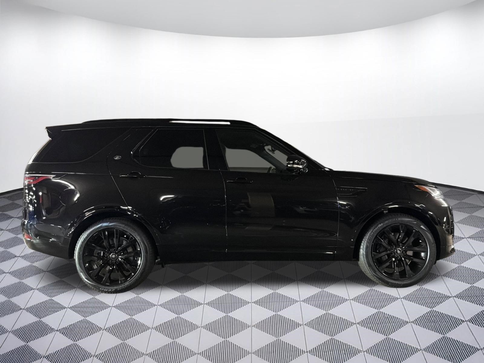 New 2026 Land Rover Discovery Limited Edition AWD/4WD image 8