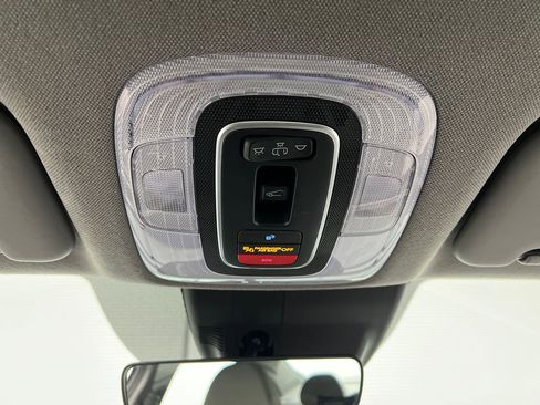 Used 2025 Hyundai Elantra SEL image 56