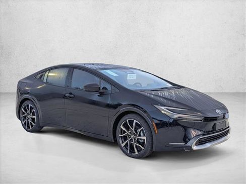 New 2026 Toyota Prius Plug-In Hybrid FWD image 6