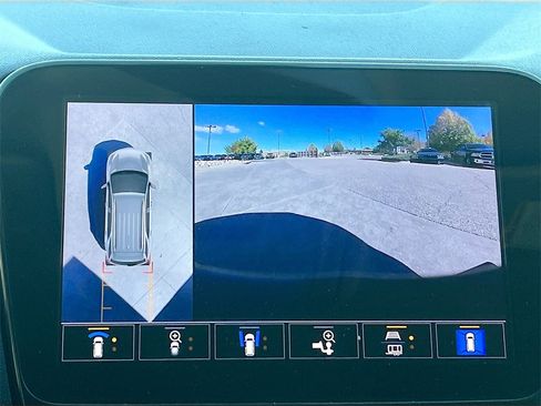 Used 2022 Chevrolet Equinox Premier image 13