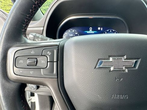 Used 2023 Chevrolet Suburban RST AWD/4WD image 17