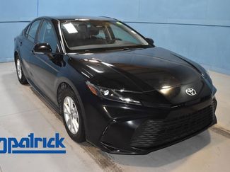Used 2025 Toyota Camry LE video 1