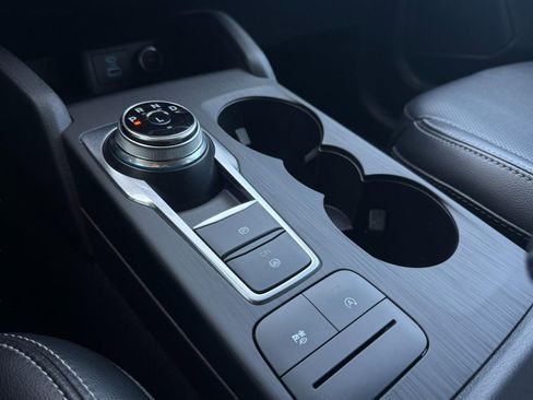 Used 2021 Ford Escape SEL w/ Technology Package image 40