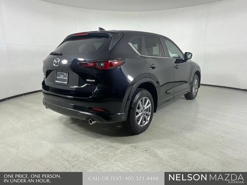 Used 2025 MAZDA CX-5 AWD 2.5 S w/ Preferred Package image 6