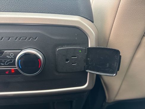 Used 2024 Ford Expedition Max Limited image 29