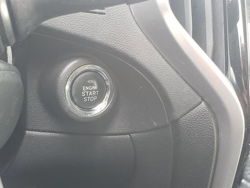 Used 2022 Subaru Ascent Limited w/ Popular Package #4 image 42