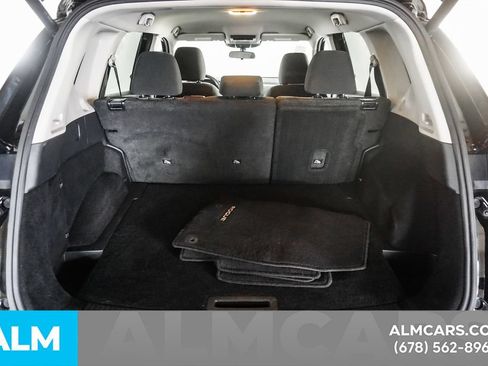 Used 2024 Nissan Rogue SV FWD image 17