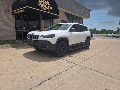 Used 2019 Jeep Cherokee Trailhawk