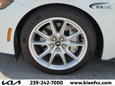 Used 2024 Ford Mustang GT Premium RWD image 7