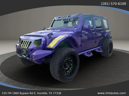 Used 2017 Jeep Wrangler Unlimited Sport w/ Connectivity Group AWD/4WD image 3