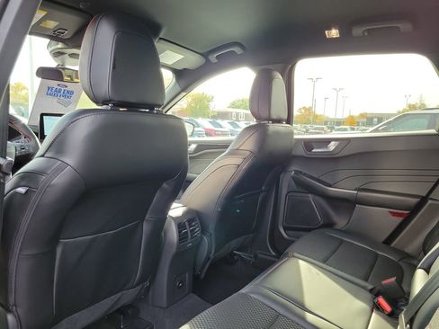 New 2026 Ford Escape ST-Line w/ Cold Weather Package image 15
