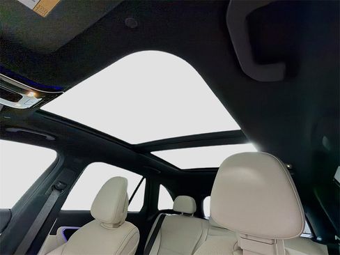 New 2026 Mercedes-Benz GLC 300 GLC 300 image 15