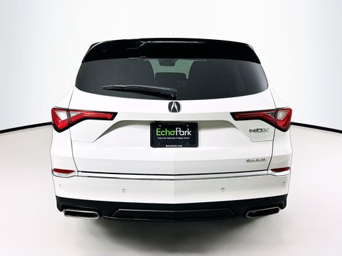 Used 2023 Acura MDX SH-AWD w/ Technology Package image 7