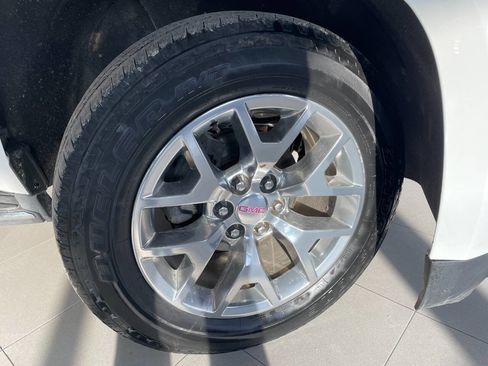 Used 2016 GMC Yukon XL SLE w/ Convenience Package image 11