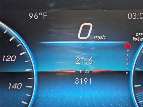 Used 2023 Mercedes-Benz GLA 250 4MATIC image 11