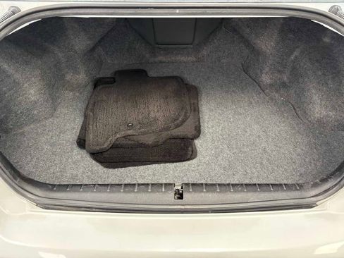 Used 2011 Mitsubishi Galant SE image 13