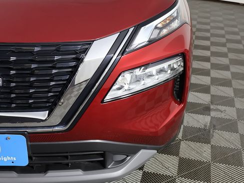 Used 2023 Nissan Rogue SV AWD/4WD image 12