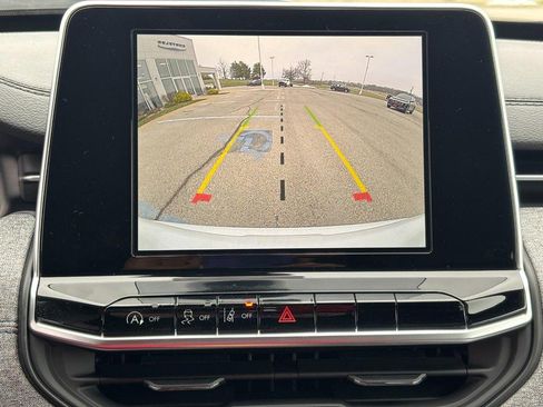 New 2026 Jeep Compass Latitude image 18